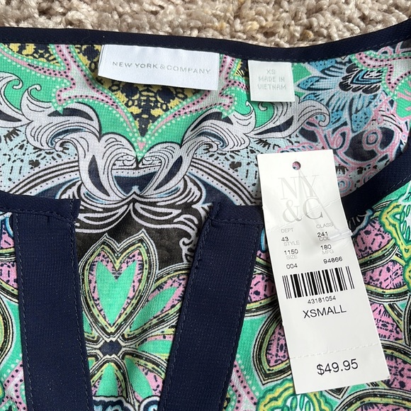 New York & Company top - Picture 4 of 5